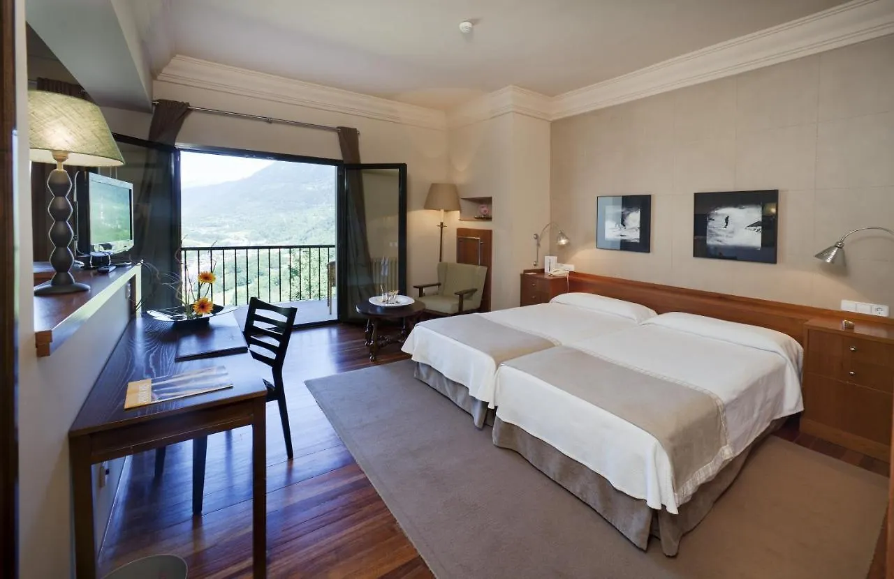 Parador De Vielha Hotel