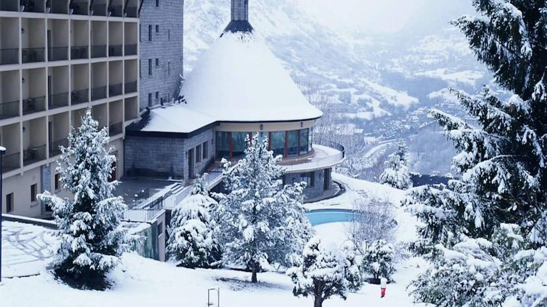 Parador De Vielha Hotel