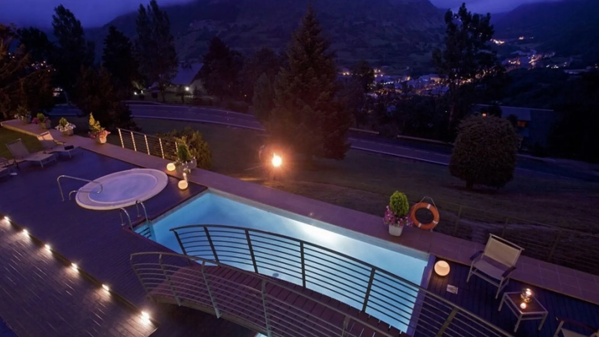 Parador De Vielha 4*,